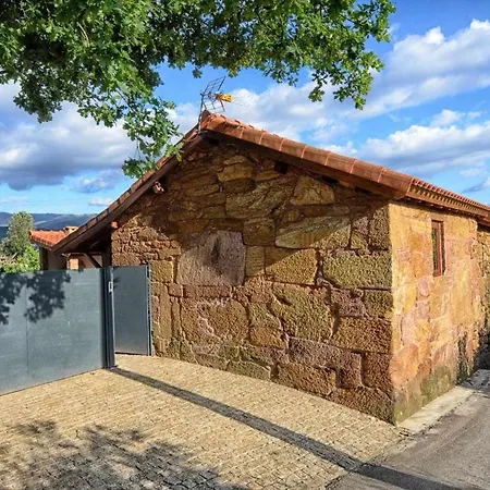 Casa Vinhas Camelias De Bastoturismo Rural