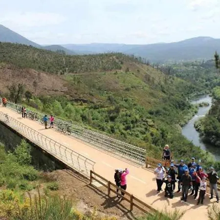 펜션 Casa Vinhas Camelias De Bastoturismo Rural 세로리코데바스토