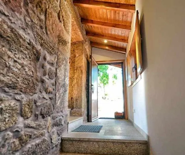 Casa Vinhas Camelias De Bastoturismo Rural Feriehus *