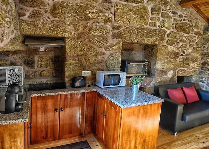 펜션 Casa Vinhas Camelias De Bastoturismo Rural *