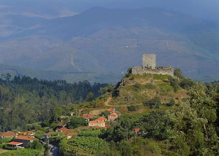 Feriehus Casa Vinhas Camelias De Bastoturismo Rural