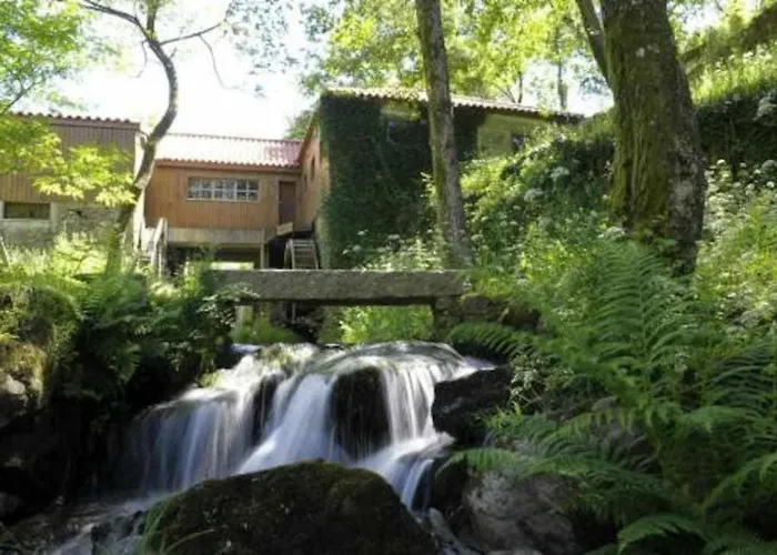 Casa Vinhas Camelias De Bastoturismo Rural 펜션